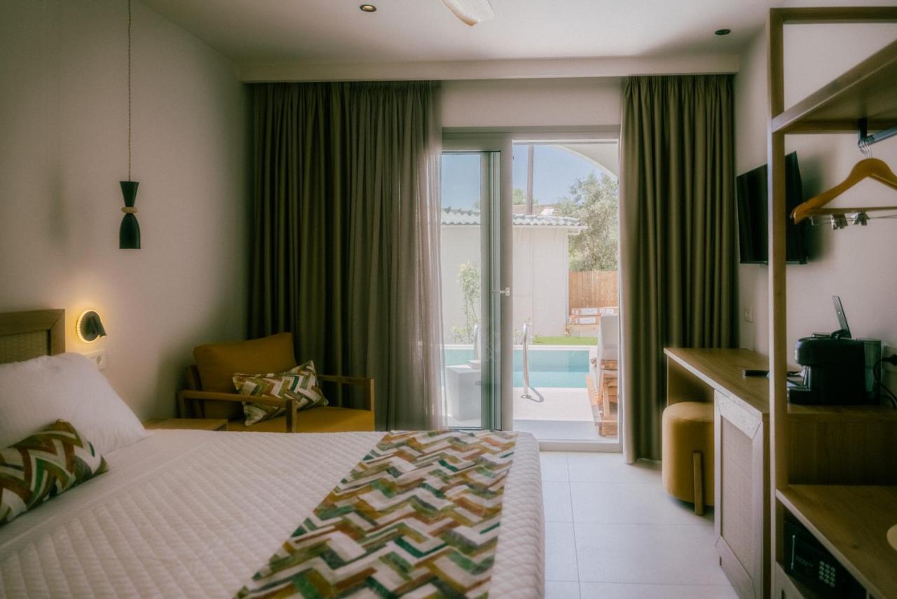 Eterrano Seaside Retreat Hotel Parga Exterior photo