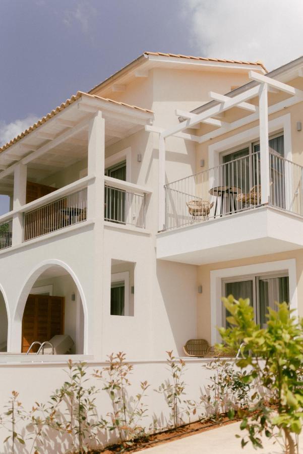 Eterrano Seaside Retreat Hotel Parga Exterior photo